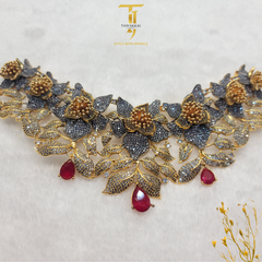 Designer’s Floral Gold-Plated Bridal Set